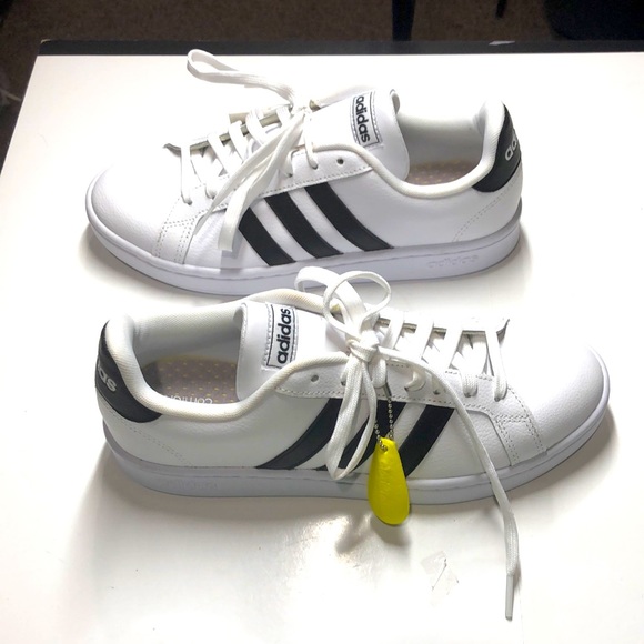 NWT Adidas Grand Court white sneakers size 8 - Picture 1 of 8